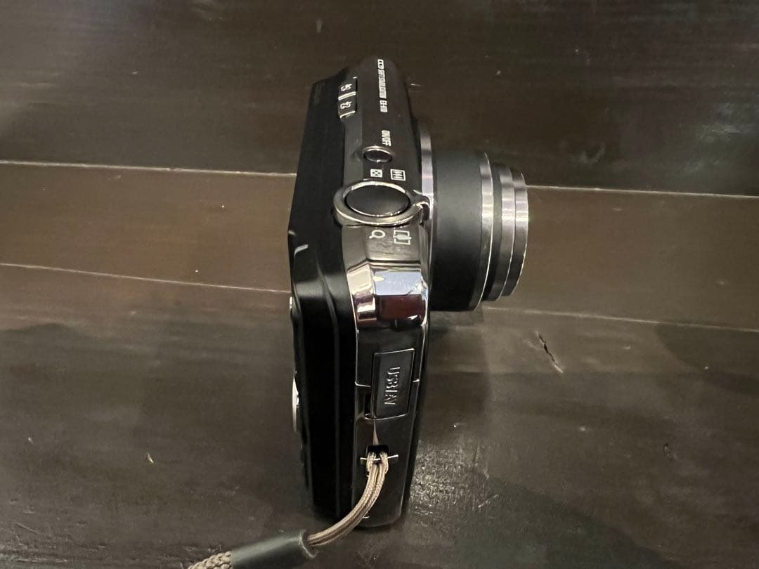 CASIO カシオ　EXILIM EX-H10 デジタルカメラ