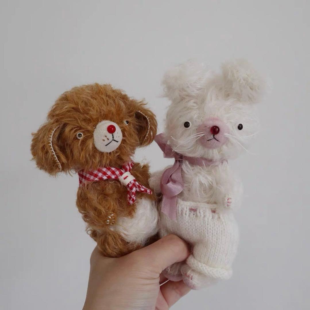 赤い鼻のうさぎさん アーティストベア テディベア 海外作家様 ハンドメイド