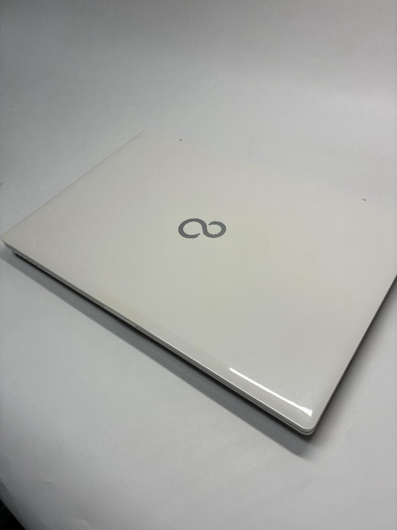富士通 LIFEBOOK AH53/B3 i7 8550U 32GBSSD2TB
