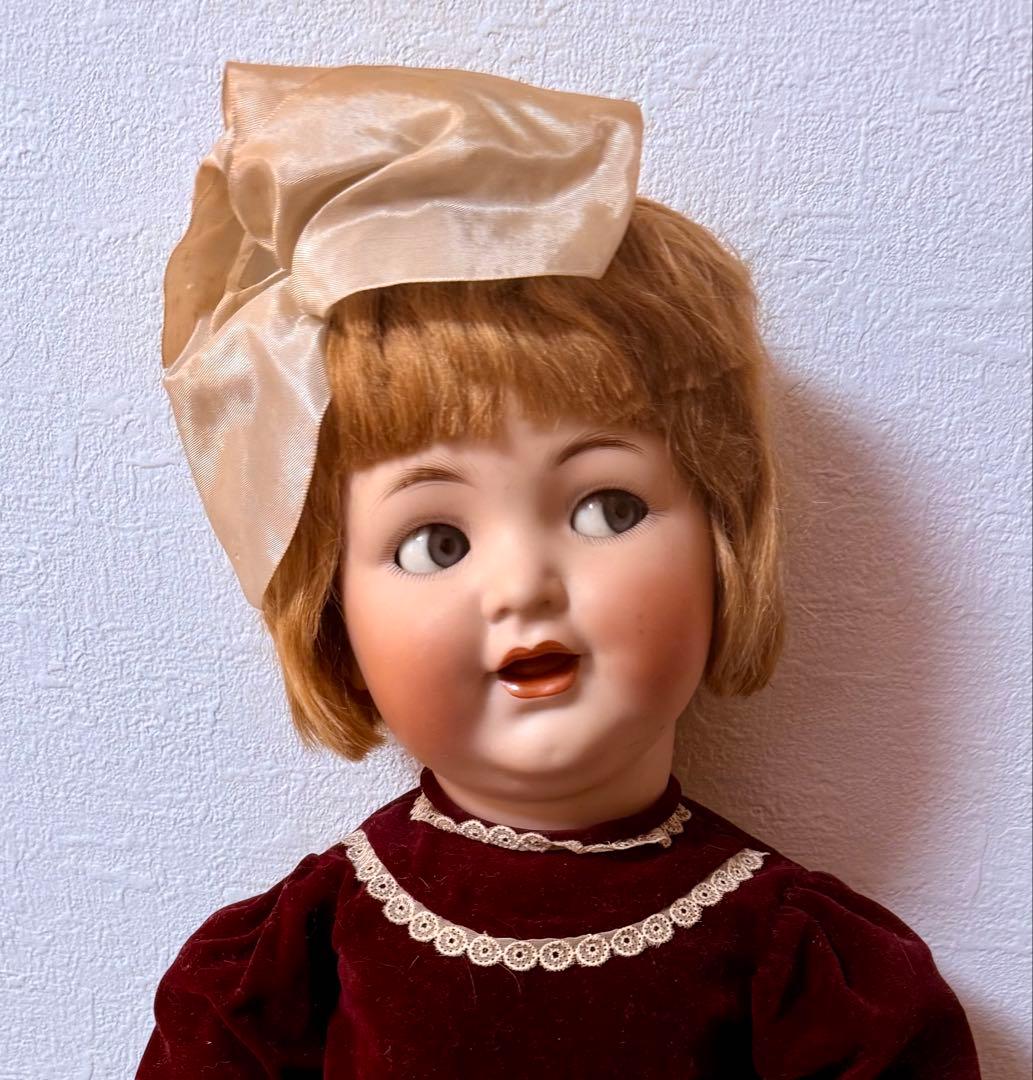 ドイツ フラーティアイ 女の子 ベルベットドレス 60cm ビスクドール