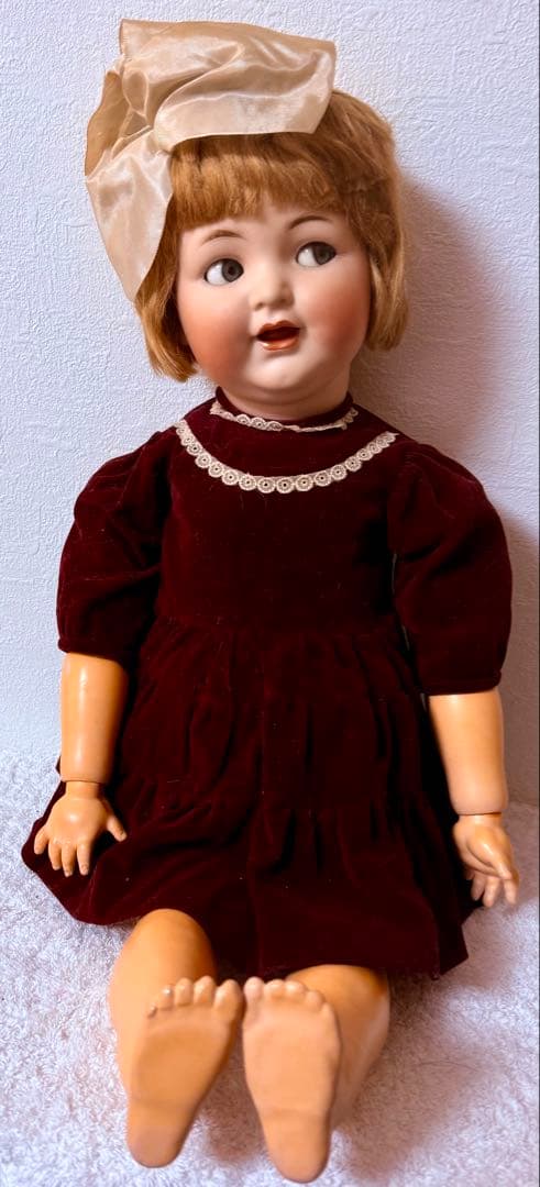 ドイツ フラーティアイ 女の子 ベルベットドレス 60cm ビスクドール