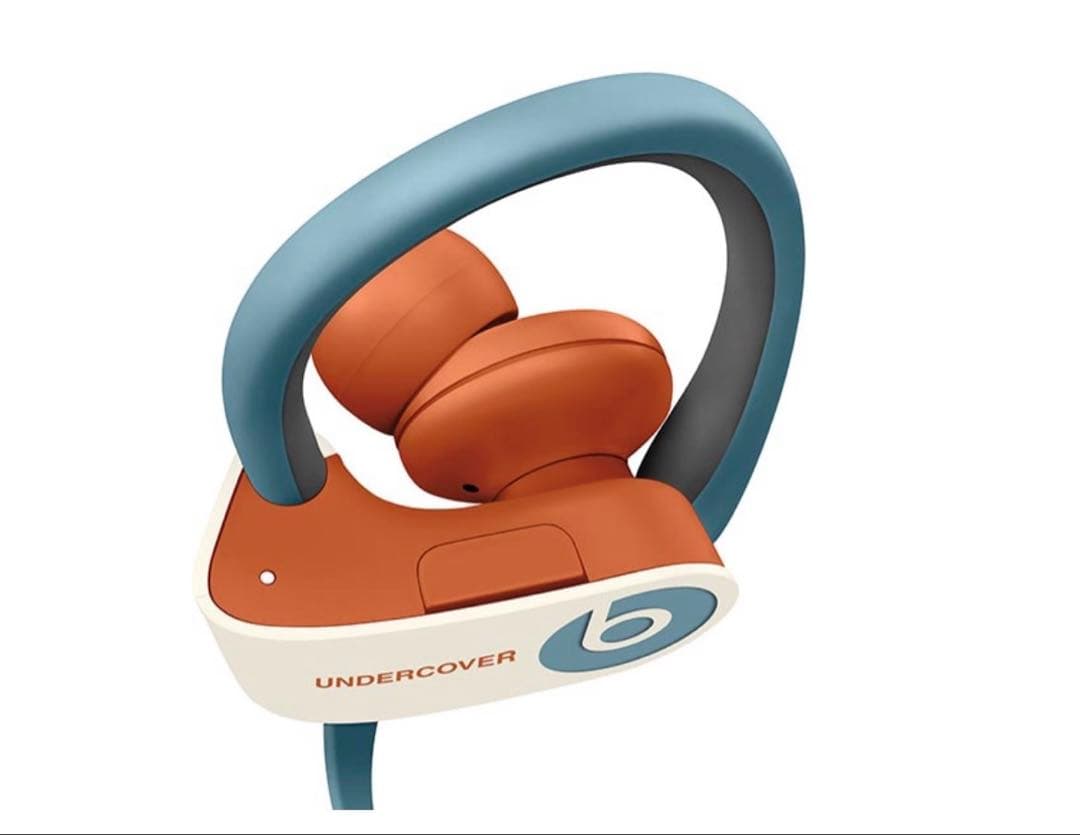 undercoverアンダーカバーイヤフォンPowerbeats2ワイヤレス