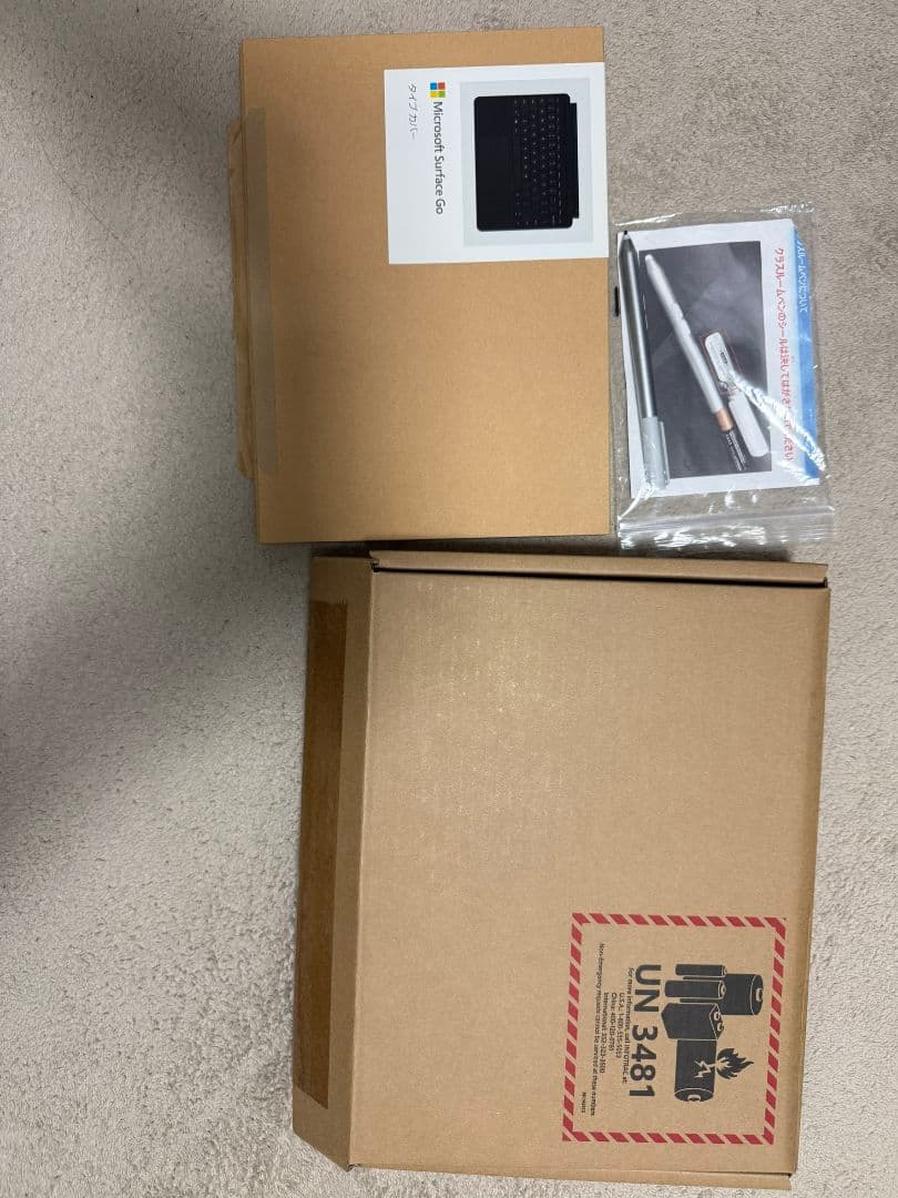 Microsoft Surface Go3本体 + キーボード
