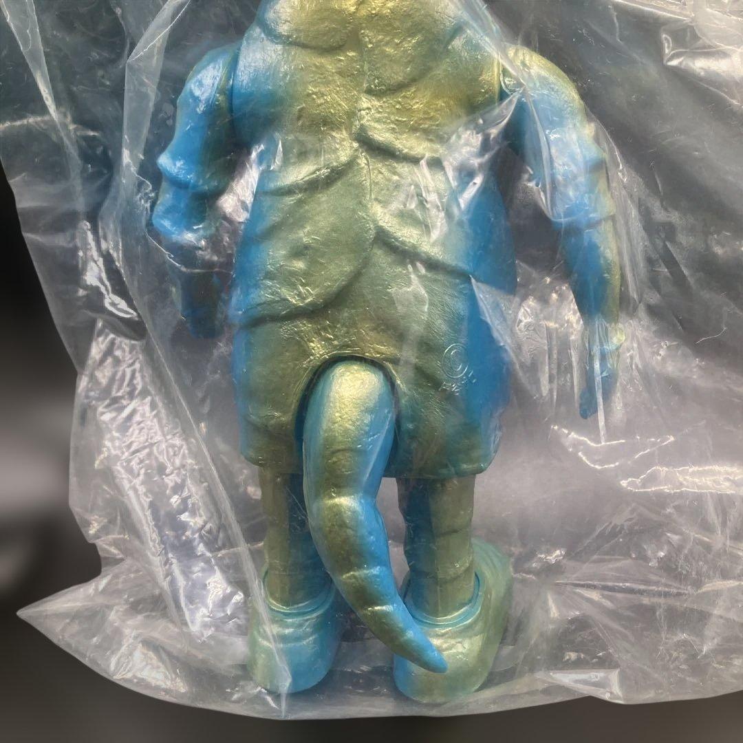 超希少♡ノスタルジックヒーローズ カネゴン　スカイブルー27センチ 限定200体