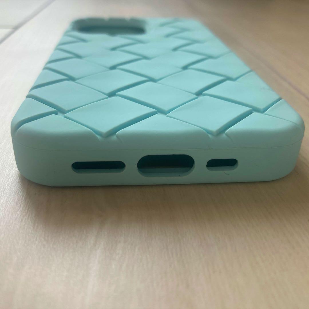 ボッテガヴェネタ iPhone13Proシリコンケース 水色 未使用