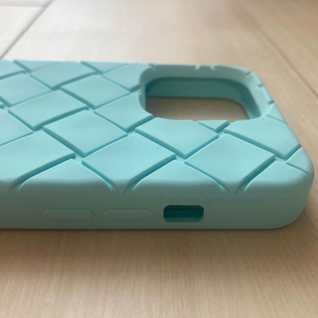 ボッテガヴェネタ iPhone13Proシリコンケース 水色 未使用