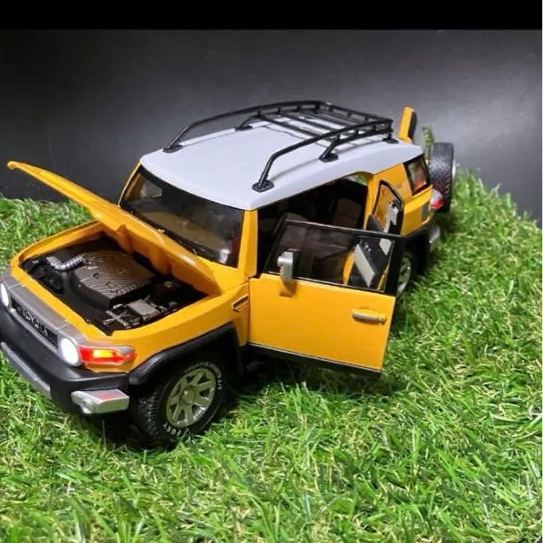 ダイキャストFJクルーザー ミニ1/24 Toyota Cruiser 黄