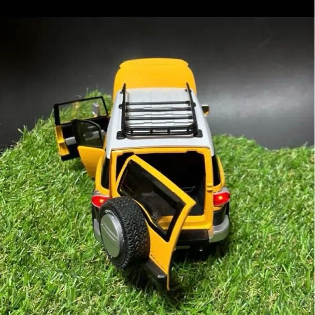 ダイキャストFJクルーザー ミニ1/24 Toyota Cruiser 黄