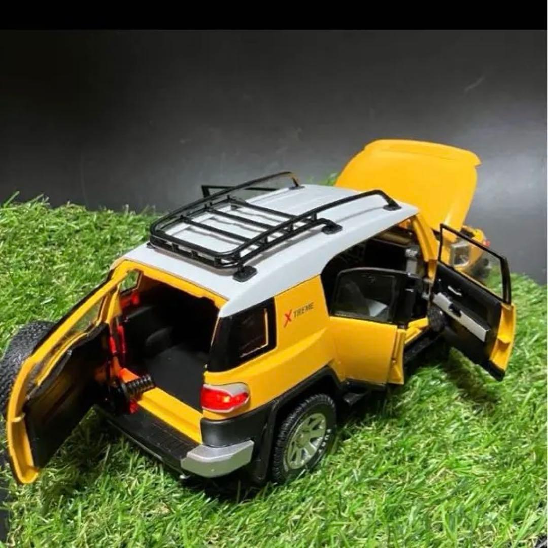 ダイキャストFJクルーザー ミニ1/24 Toyota Cruiser 黄