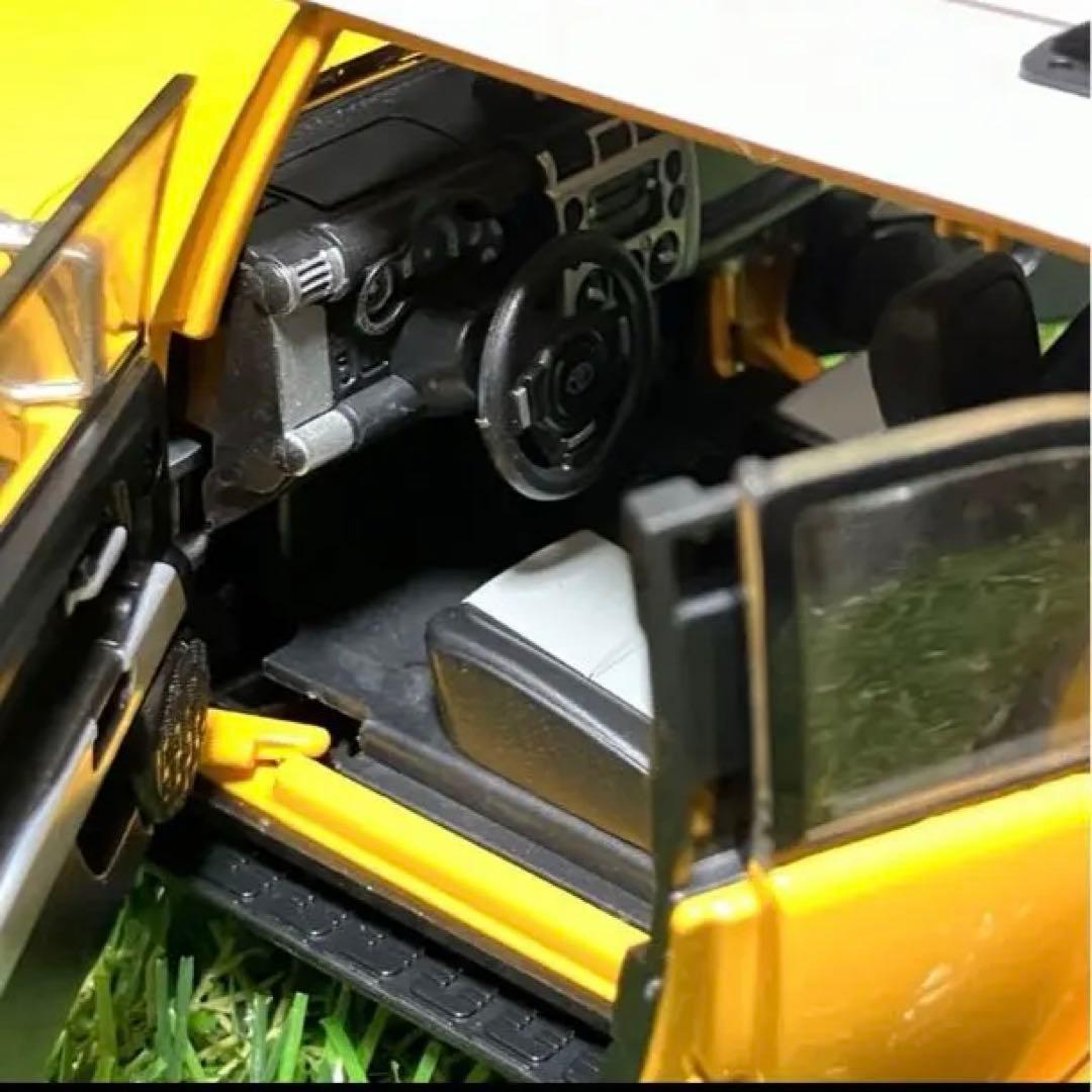 ダイキャストFJクルーザー ミニ1/24 Toyota Cruiser 黄