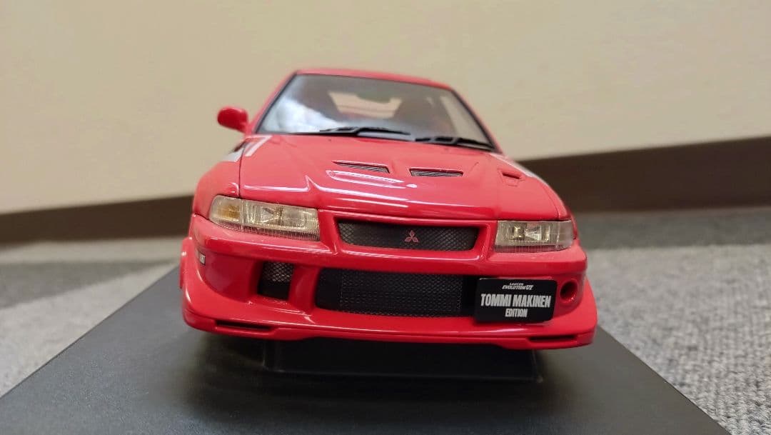 1/18 オートアート三菱 ランサーエボリューション トミマキ【ジャンク品】