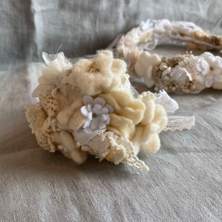 結婚式　アクセサリー　ナチュラル　羊毛フェルト　レース　花冠　ブレスレット