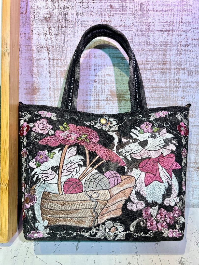 ロラライハリス♡ブラックWデニム♡刺繍のミニバッグ♡