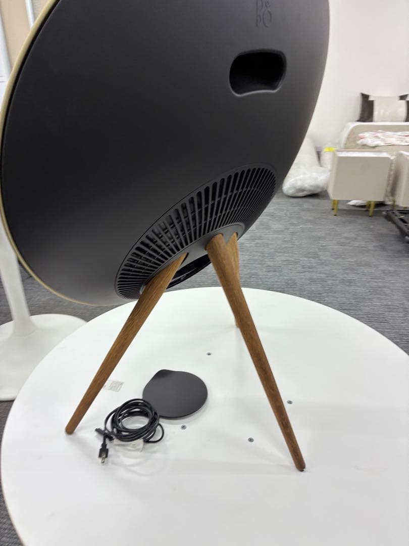 スピーカー 円形デザインB&O PLAY Beoplay A9 mkII 。