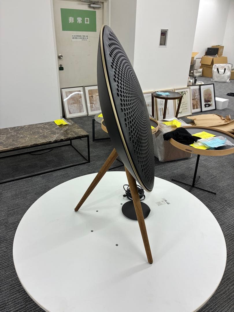 スピーカー 円形デザインB&O PLAY Beoplay A9 mkII 。