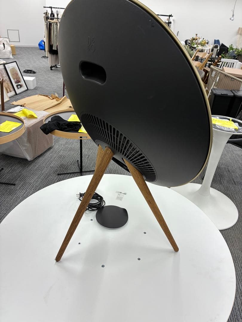 スピーカー 円形デザインB&O PLAY Beoplay A9 mkII 。