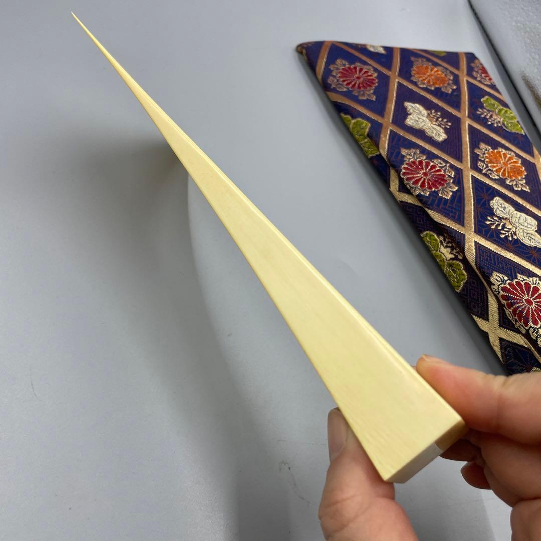 239ヴィンテージ 天然素材　三味線バチ　重さ約116g