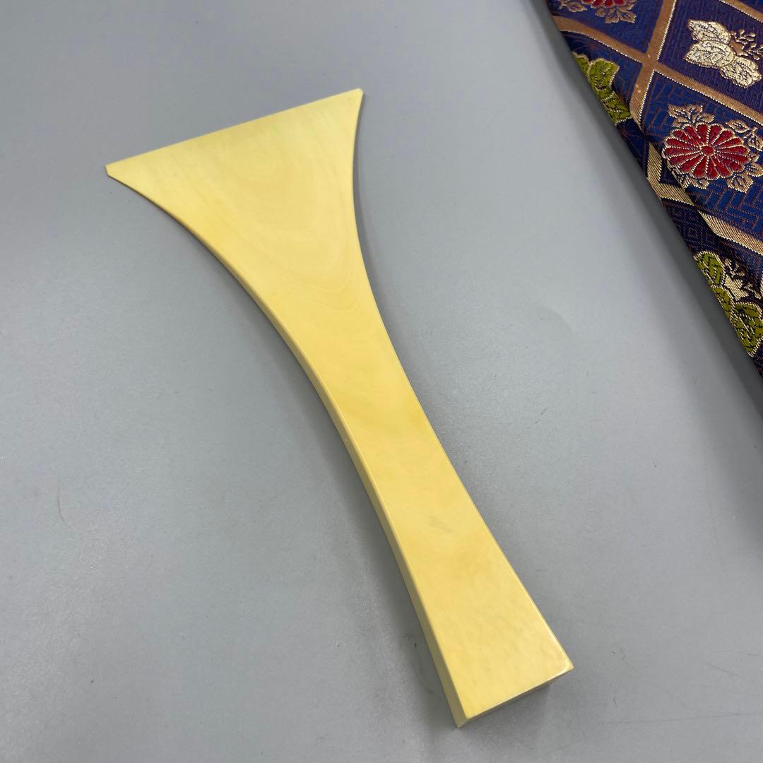 239ヴィンテージ 天然素材　三味線バチ　重さ約116g