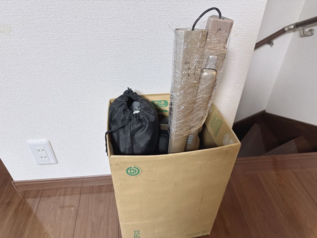 【中古品】Electrolux スティッククリーナー ゴールド ブラック