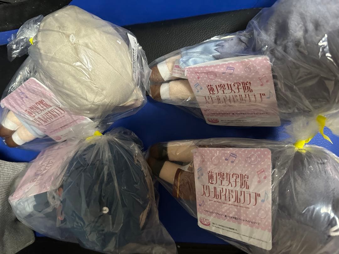 ラブライブ 蓮ノ空女学院スクールアイドルクラブ　寝そべり　8個