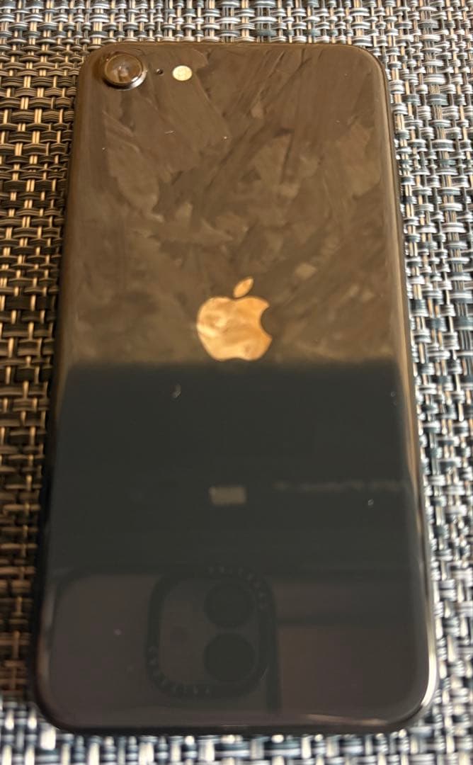 海外版　香港版　Apple iPhone SE (第2世代)64GB ブラック