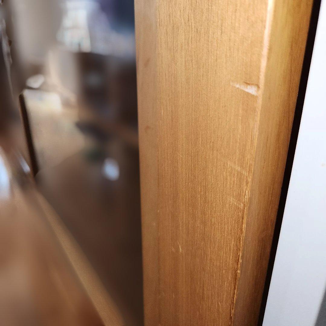 木製食器棚 引き戸扉付き