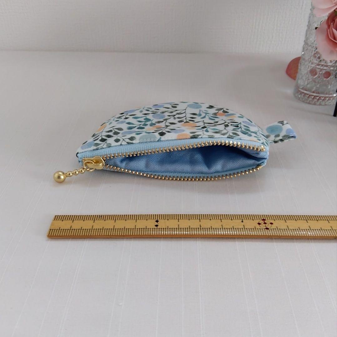 【おまとめ済】ミニミニポーチ　半月ポーチ　バブルバブル　ファスナーポーチ