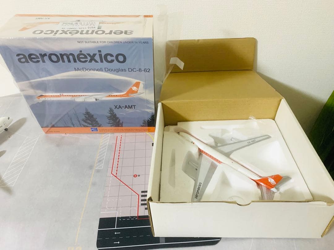 Ａｋｉ‼️エアロメヒコＤＣ－８－６２ダイキャスト金属製完成機モデル