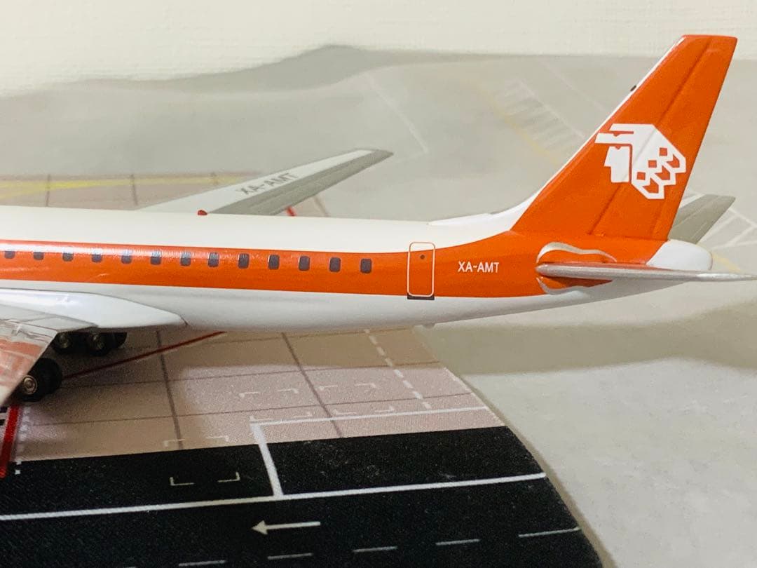 Ａｋｉ‼️エアロメヒコＤＣ－８－６２ダイキャスト金属製完成機モデル