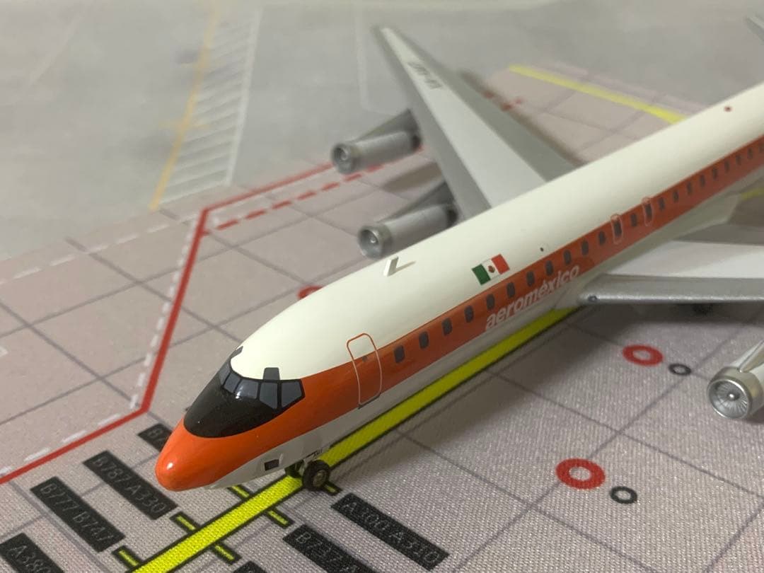 Ａｋｉ‼️エアロメヒコＤＣ－８－６２ダイキャスト金属製完成機モデル