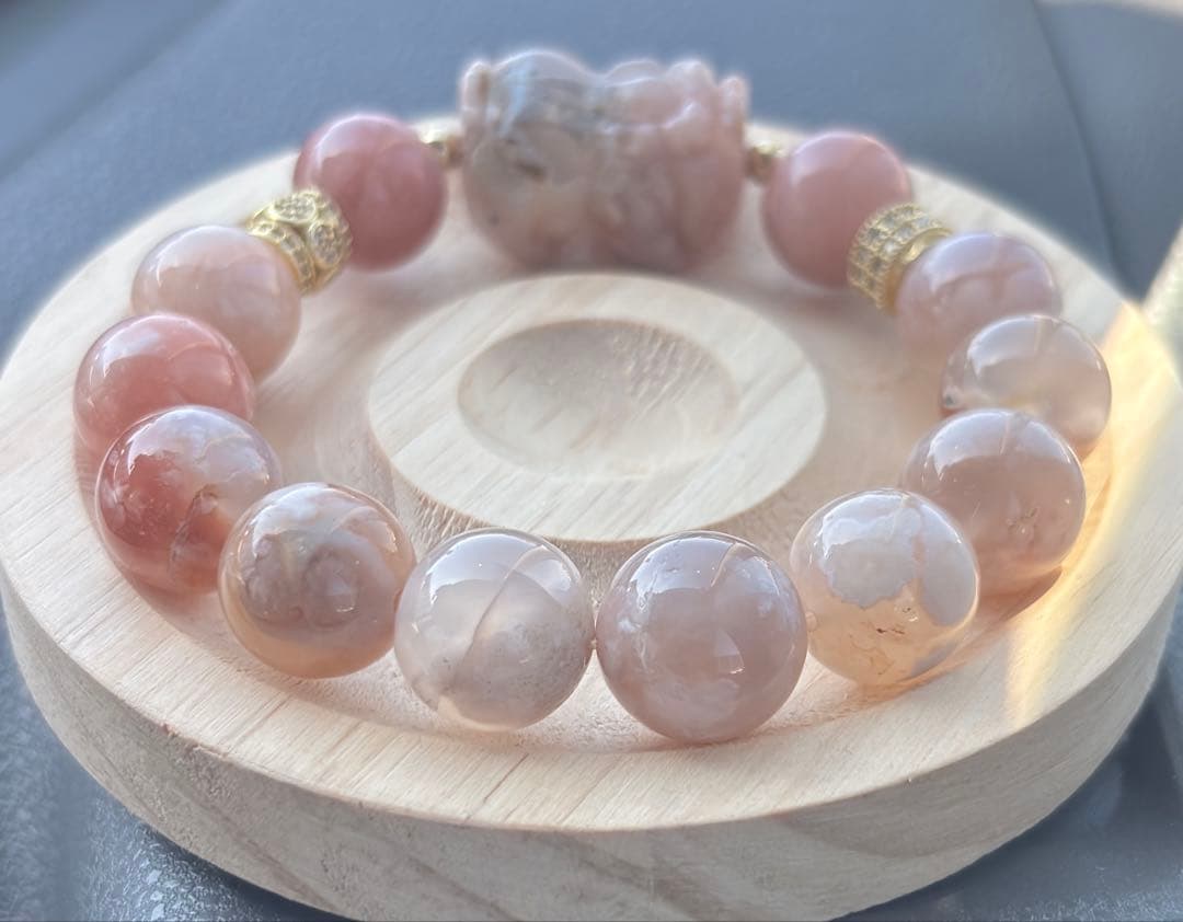 天然石 桜瑪瑙デザインブレスレット 貔貅パーツ