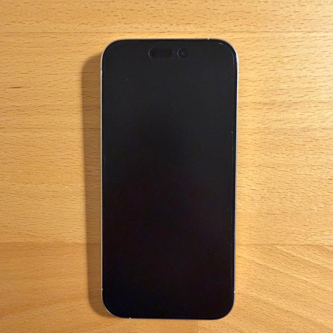 Apple iPhone 15 Pro ホワイトチタニウム 本体 15pro