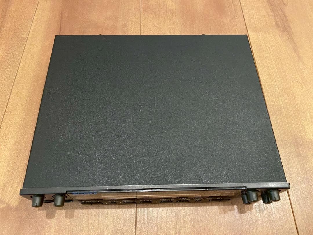 ZOOM 9050 ハーフラックマルチエフェクター