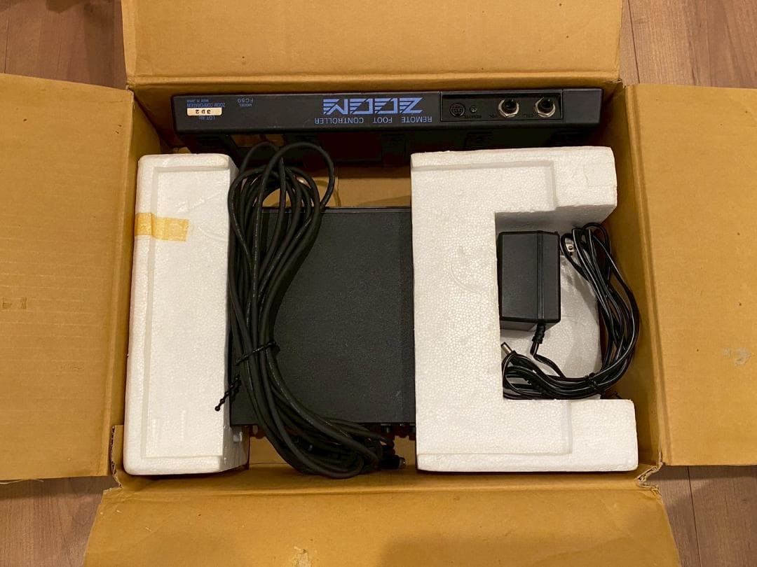 ZOOM 9050 ハーフラックマルチエフェクター