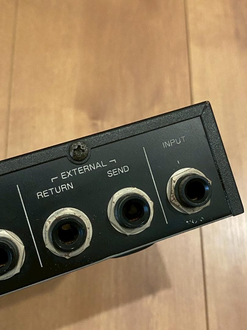 ZOOM 9050 ハーフラックマルチエフェクター