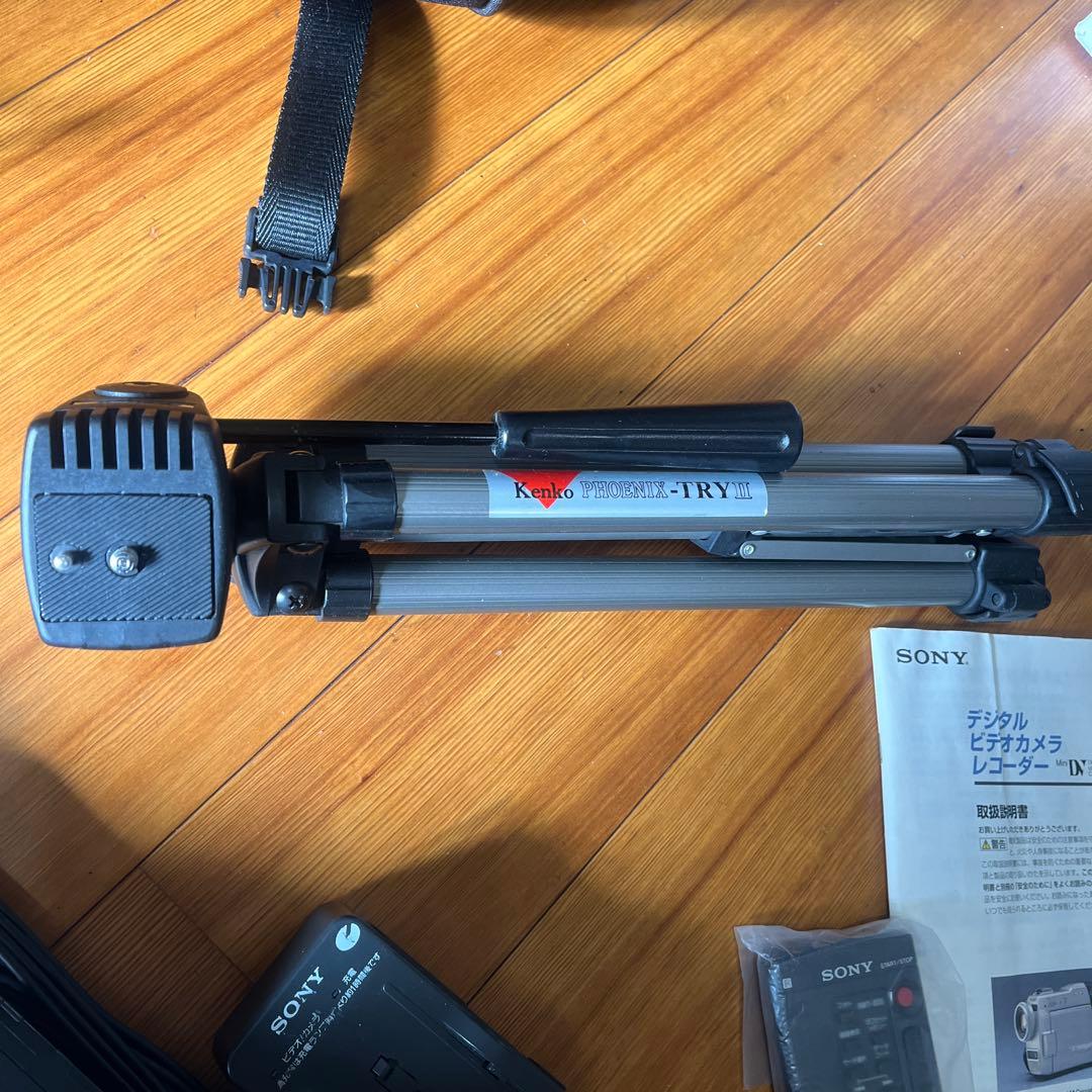 SONY HANDYCAM miniDVビデオカメラ DCR-TRV9 ④