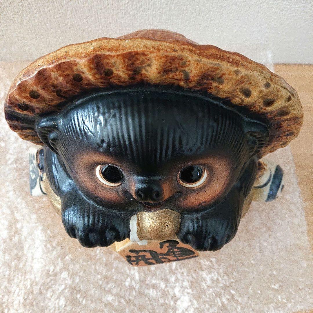 信楽焼 たぬきの陶器置物 (未使用品)