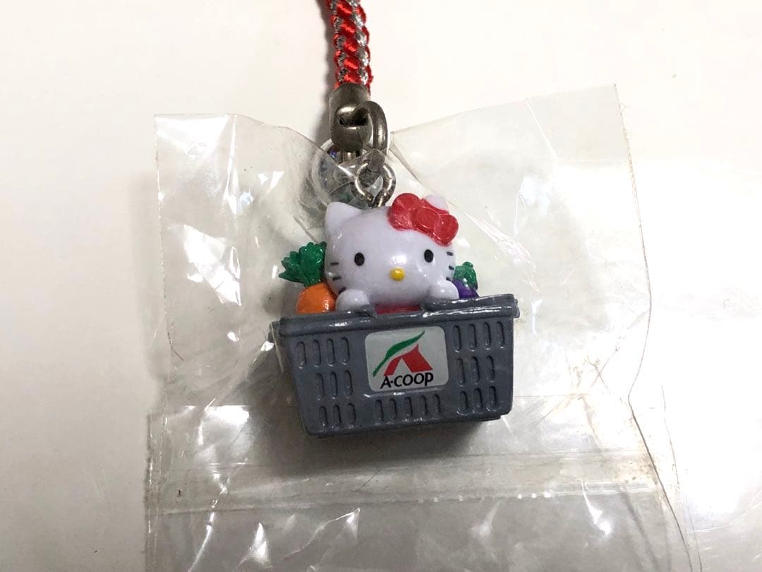 サンリオ　ハローキティ　A-COOP 根付け　ストラップ