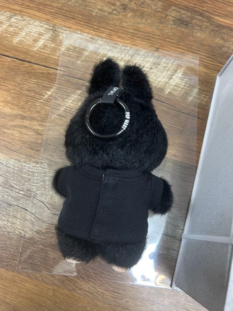 THE MONSTERS LABUBU 10周年記念展限定ぬいぐるみ