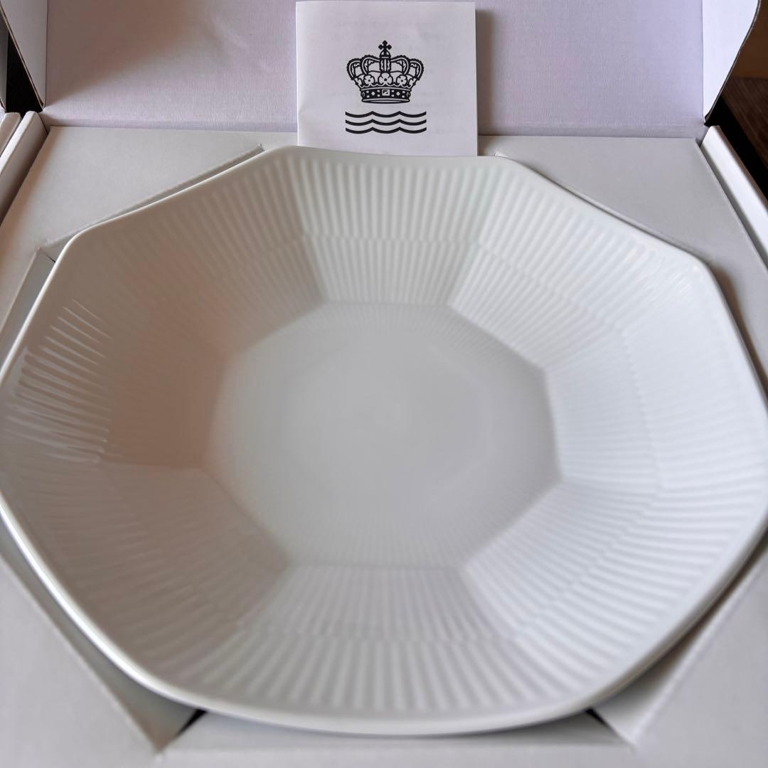 新品　箱入り　ロイヤルコペンハーゲン アーチボウル 25cm2枚セット