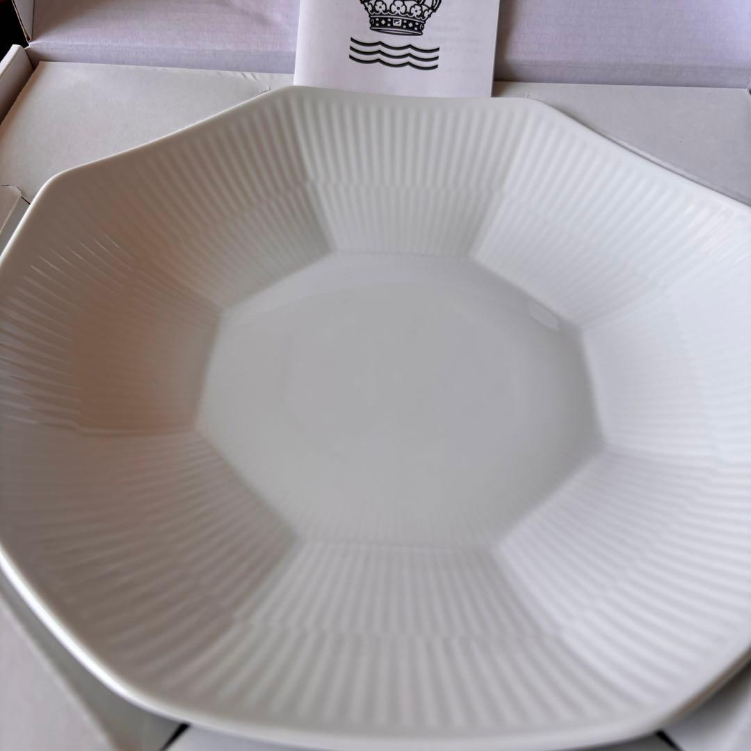 新品　箱入り　ロイヤルコペンハーゲン アーチボウル 25cm2枚セット