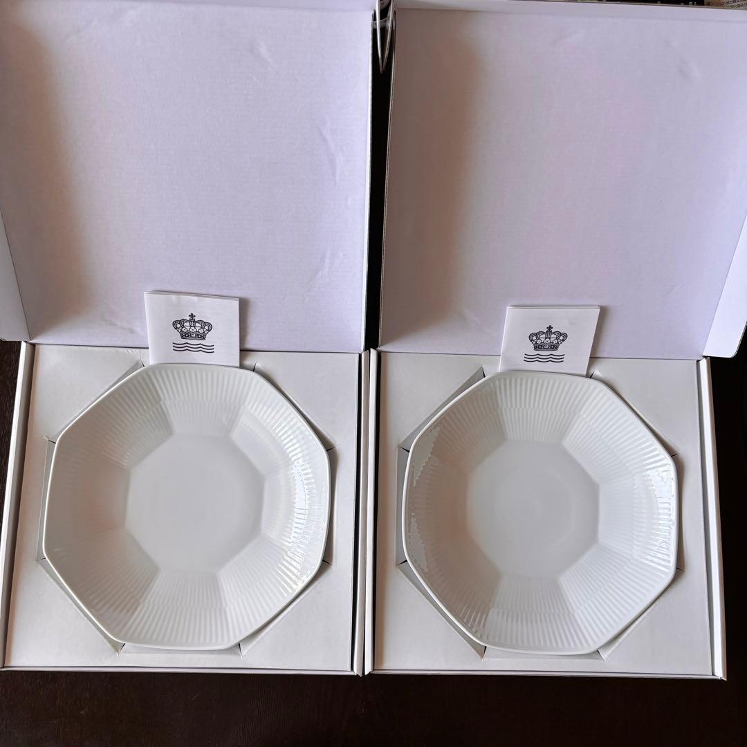 新品　箱入り　ロイヤルコペンハーゲン アーチボウル 25cm2枚セット