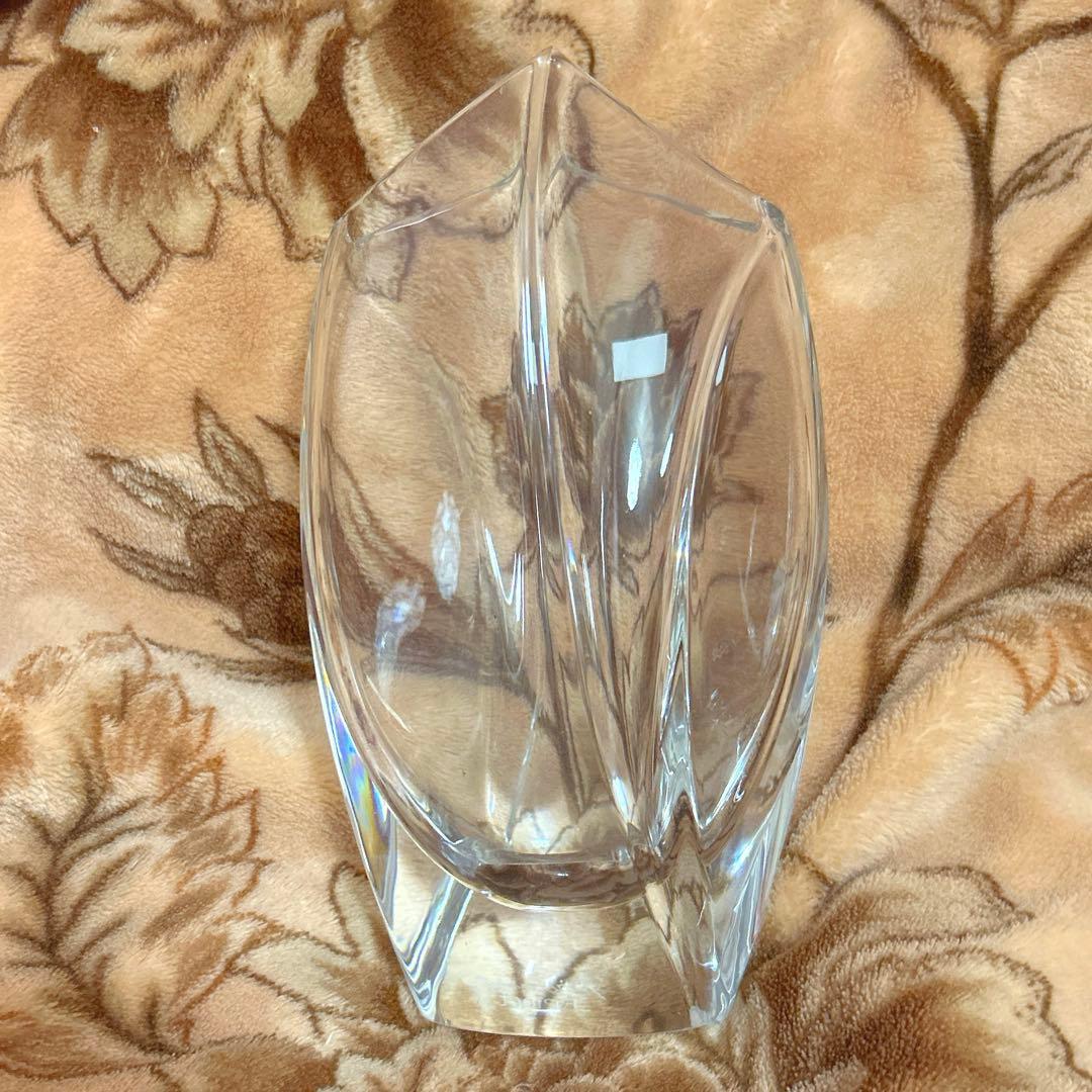 B*u様 本日のみ入手困難　箱付き　Baccarat 花器　花瓶　クリスタルフラ
