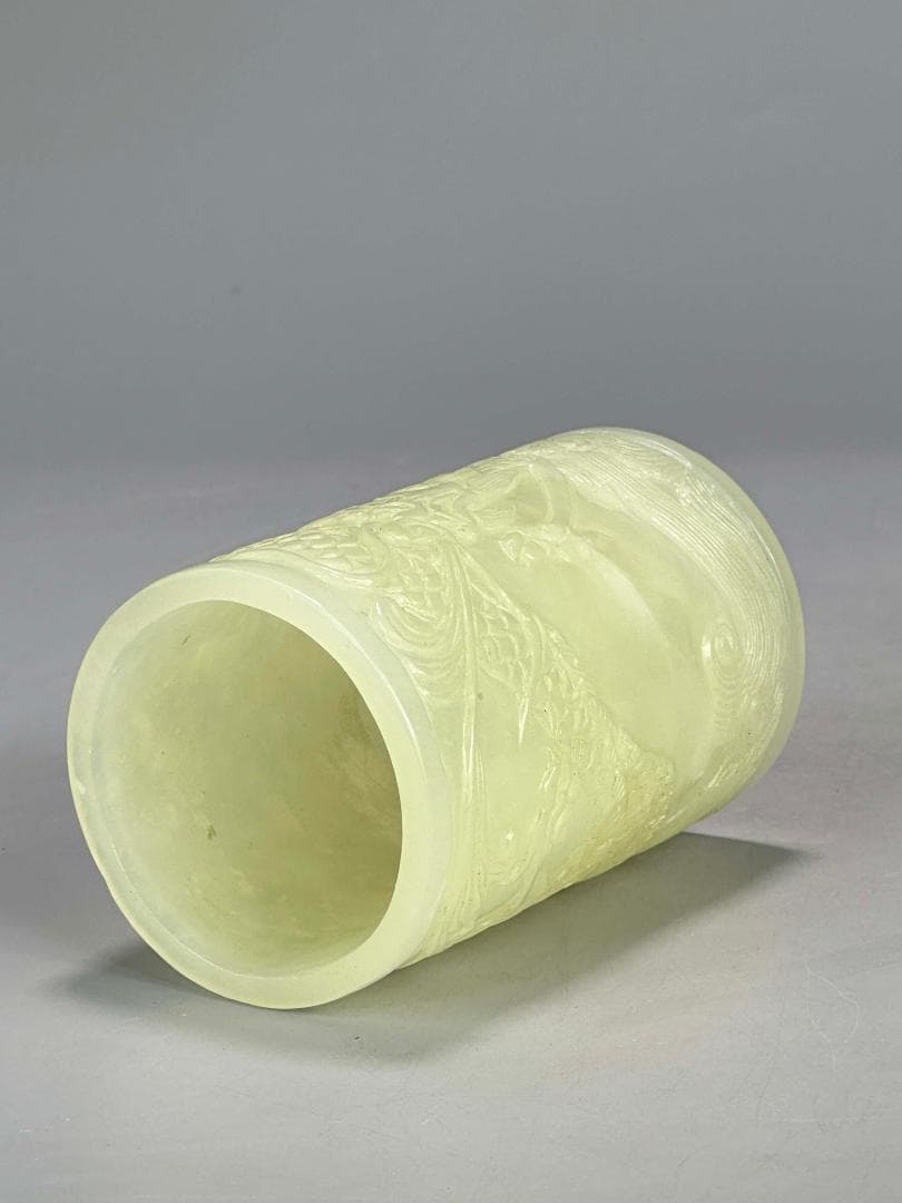 中国美術　玉石製　書道具　文房具　龍文筆筒　玉筆筒　唐物