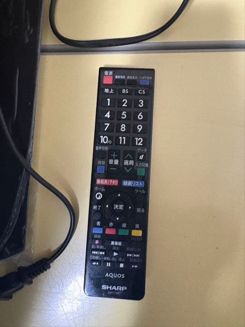 SHARP LC-32H30 32インチ液晶テレビ 作動確認済み　リモコン付き