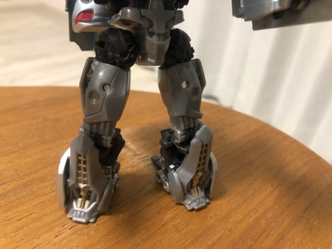 トランスフォーマー スタジオシリーズ ジャズ