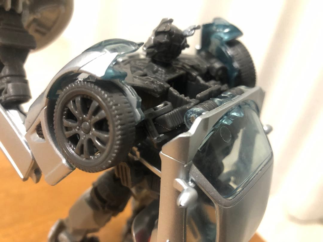 トランスフォーマー スタジオシリーズ ジャズ