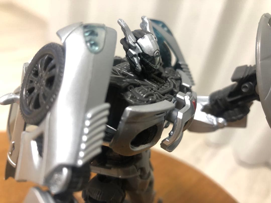 トランスフォーマー スタジオシリーズ ジャズ