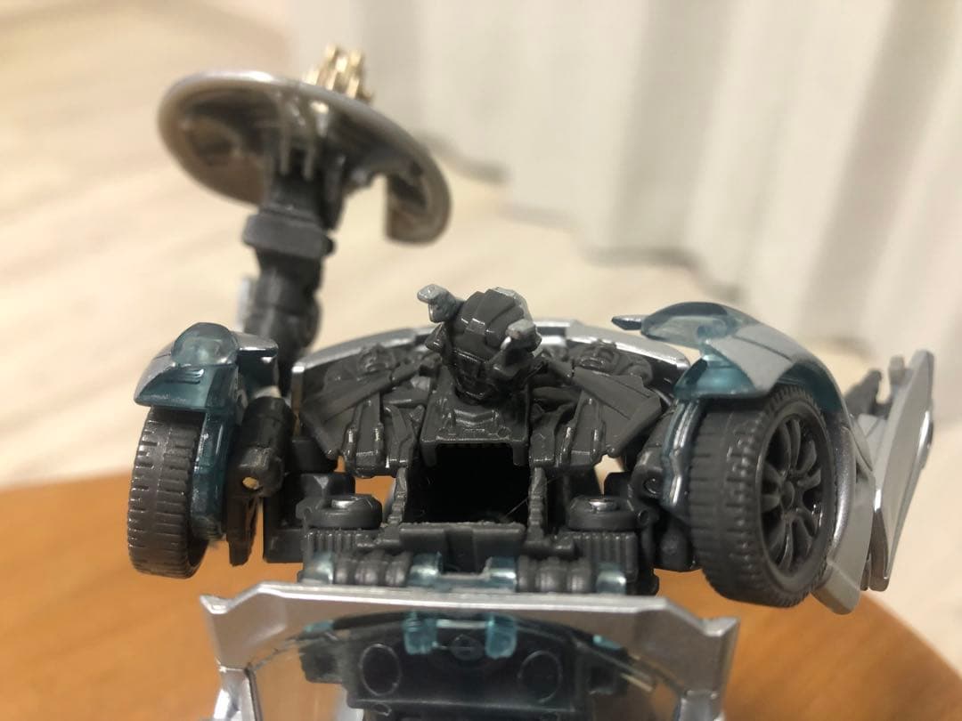 トランスフォーマー スタジオシリーズ ジャズ