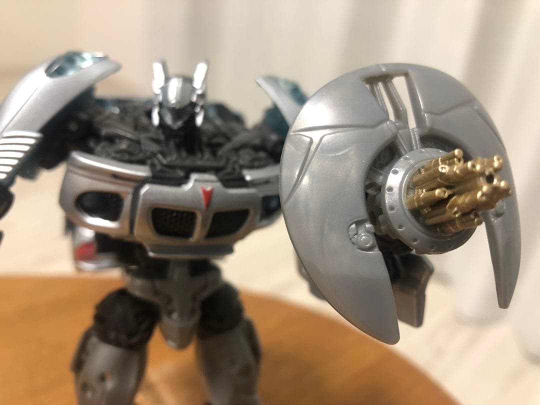 トランスフォーマー スタジオシリーズ ジャズ